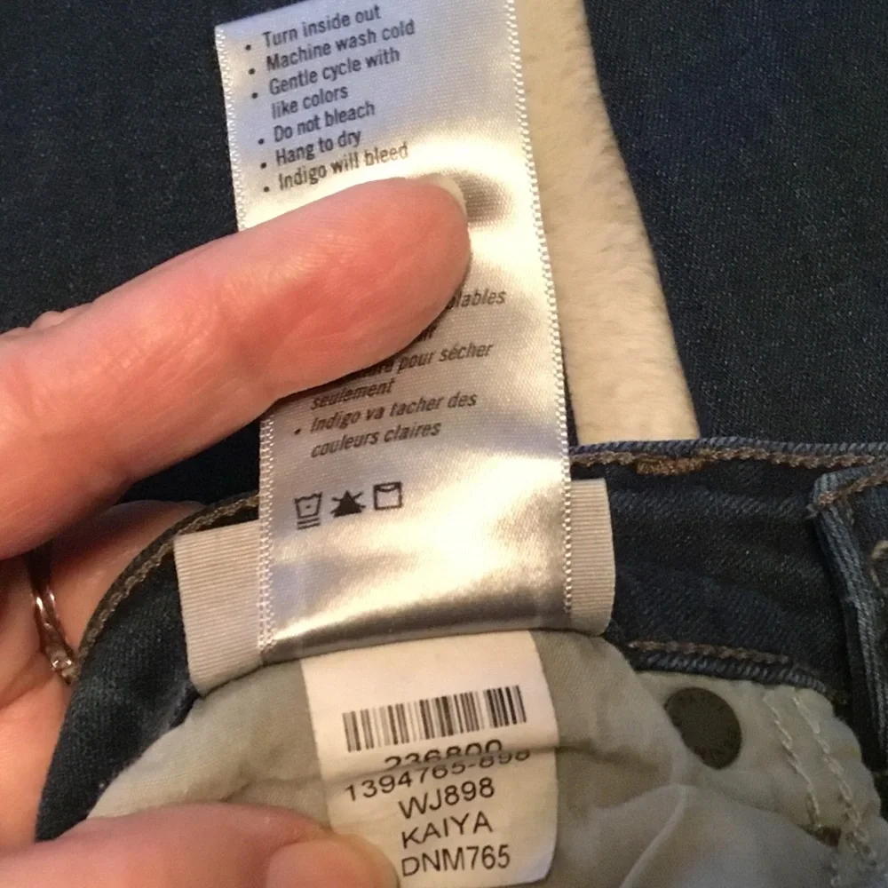 PAIGE Verdugo Ultra Skinny Ankle Jeans in Kaiya Wash - 26